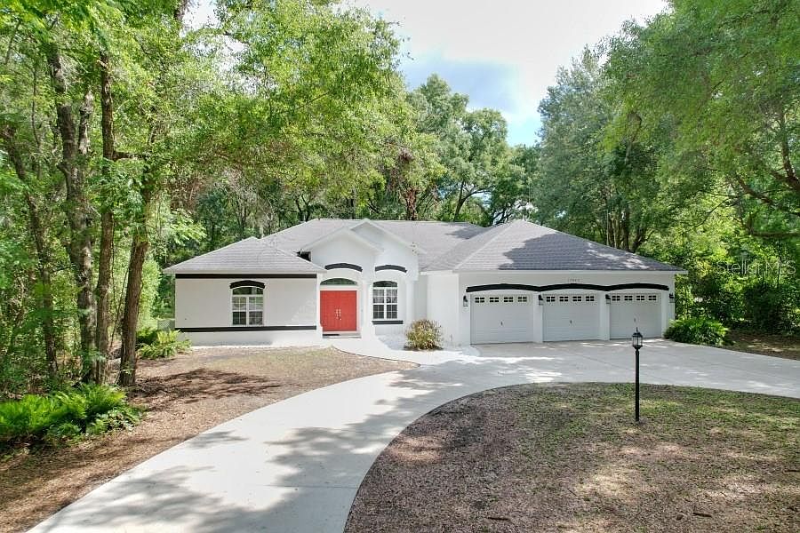 19845 SW 88th Place Rd