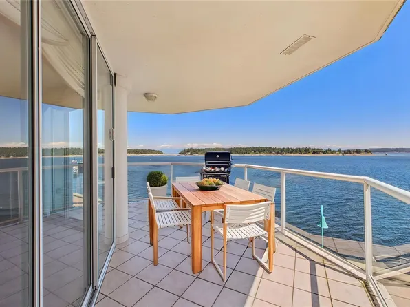 150 Promenade Dr #311, Nanaimo, BC V9R 6M6