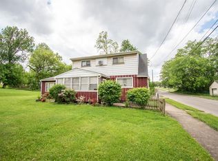 1926 Salt Springs Rd, Youngstown, OH 44509