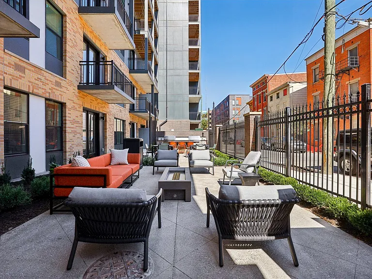 Contrast OTR — Photo 26