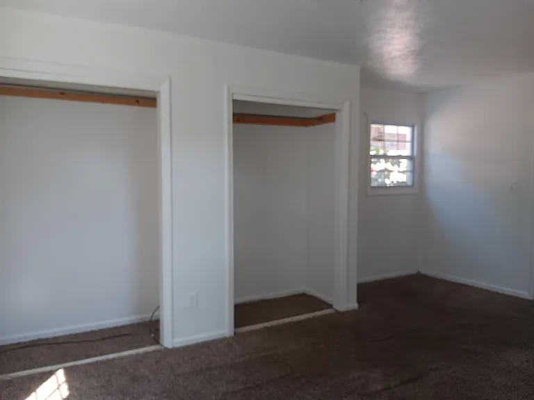 12405 Emery Ave — Photo 14