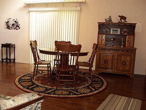 5th image of 8580 Padan Dr