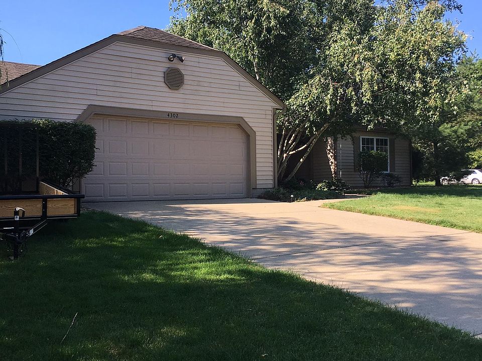 1st image of 4302 Oak Hill Dr
