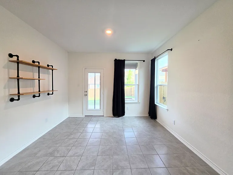 250 W Flowing River Dr — Photo 11