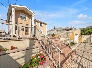 9215 25th Ave, Flushing, NY 11369