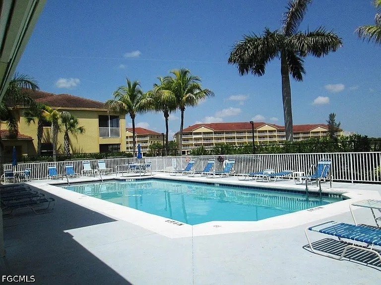 4128 Bellasol Cir #1424 — Photo 39