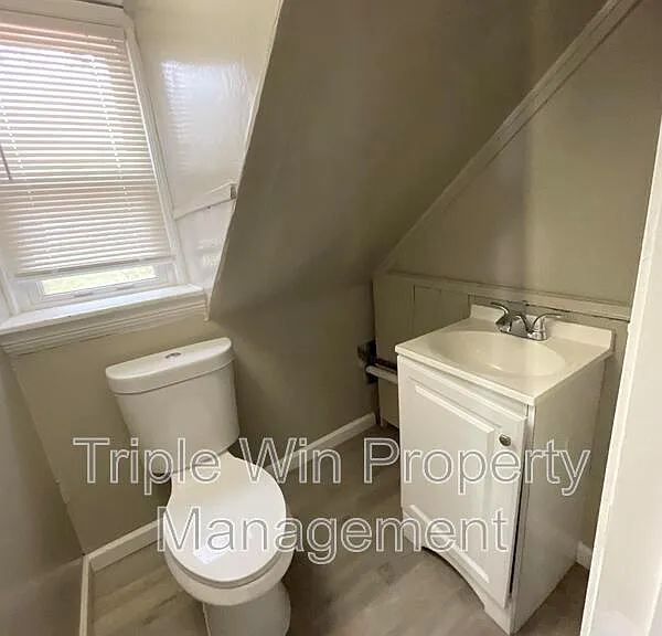 802 Rowles Ave — Photo 30