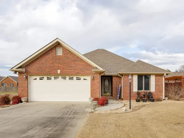 14 Claten Cv, Russellville, AL 35654