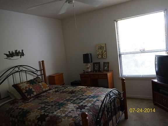 3rd image of 5420 Pine Creek Dr