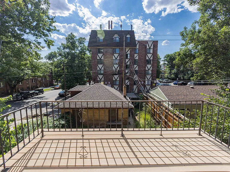 1137 E 10th Ave — Photo 37