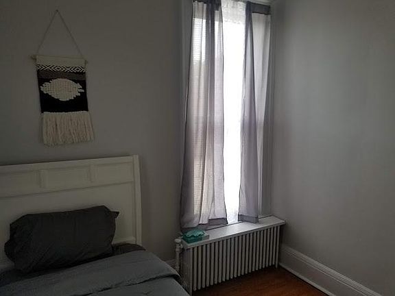 3rd image of 2604 Frederick Ave APT 6