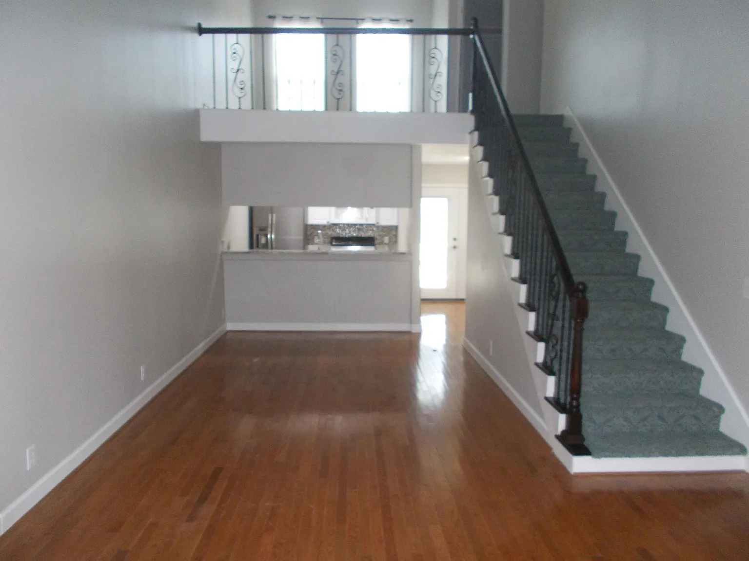 2 bed, 1342 sqft, $1,675 — Photo 3