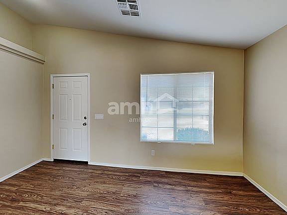 5th image of 16035 W Larkspur Dr