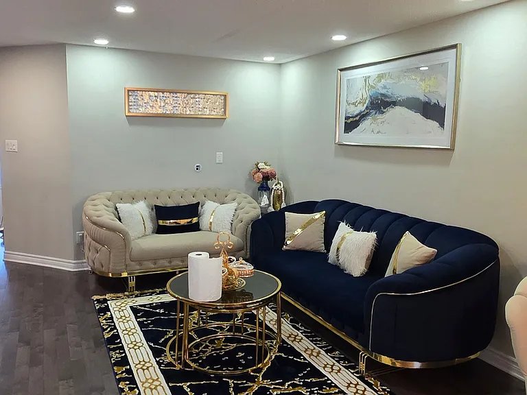 706 Trigoria Cres — Photo 4