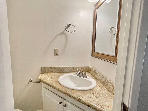 5th image of 2608 Q St APT 3