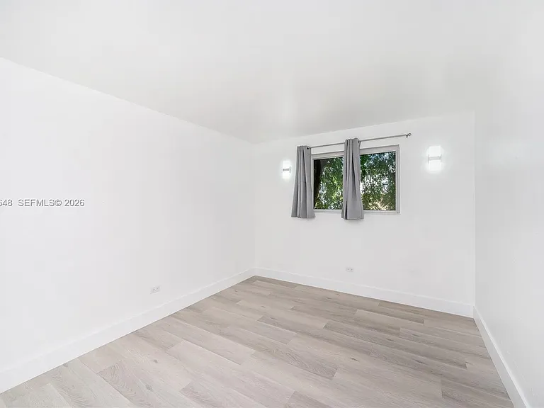 9760 SW 184th St #6D — Photo 7