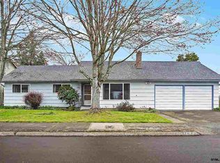 3043 Honeysuckle Way NE, Salem, OR 97301