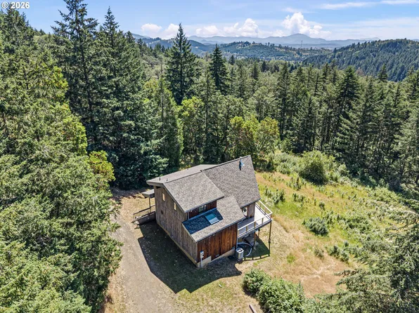 670 Old Homestead Rd, Oakland, OR 97462