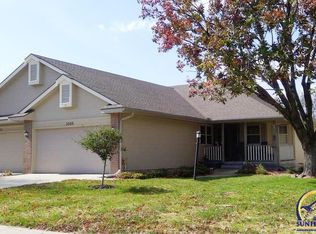 3355 SW McClure Ct, Topeka, KS 66614