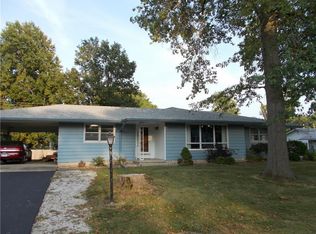 719 N Wood St, Shelbyville, IL 62565