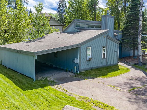3rd image of 1004 Colorado Ave