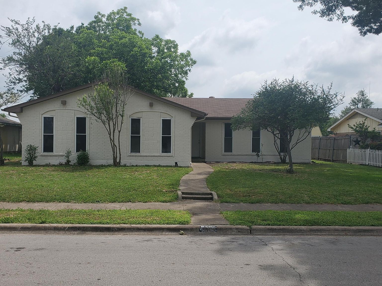 1406 Crockett St, Garland, TX 75042 Zillow