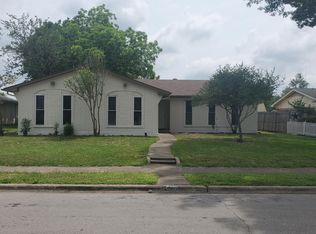 1406 Crockett St, Garland, TX 75042