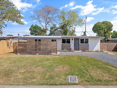 321 Peach Drive, Exeter, CA, 93221