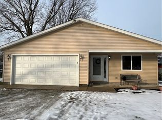 1216 Argyle Dr, Madison, OH