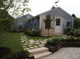 370 Stage Harbor Rd, Chatham, MA 02633