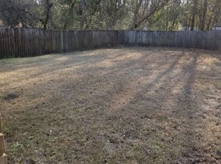 182 Sequoia Cir, Hinesville, GA 31313