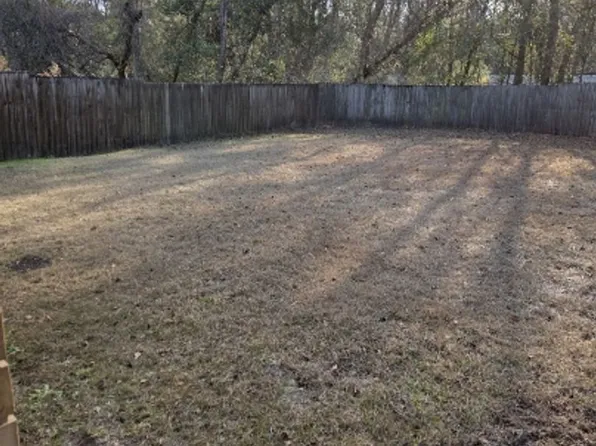 182 Sequoia Cir, Hinesville, GA 31313