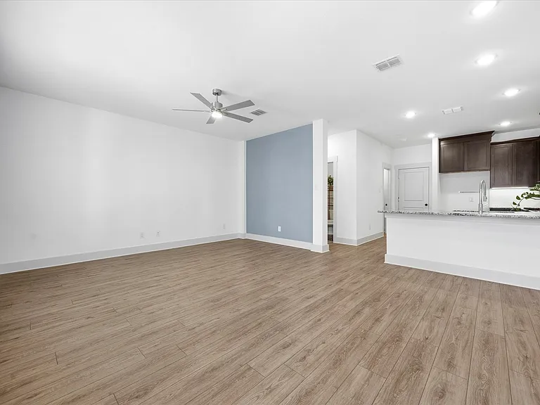 818 Trace Hawk Ln — Photo 6