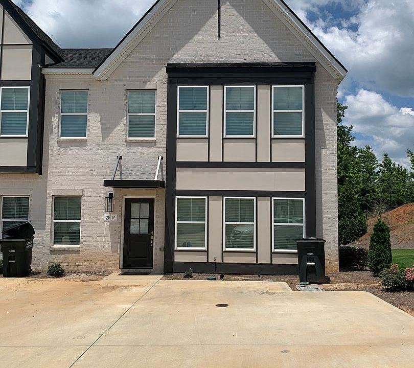 1st image of 2802 Ridge Crest Ct