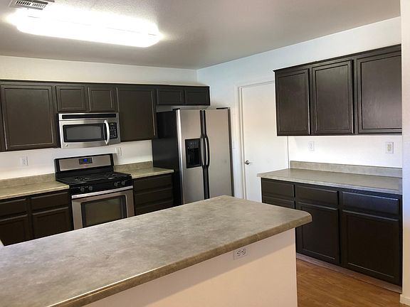 3rd image of 3810 Nestled Oak Ave