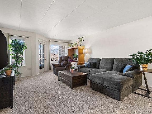3rd image of 8750 Harrison Ave APT 202