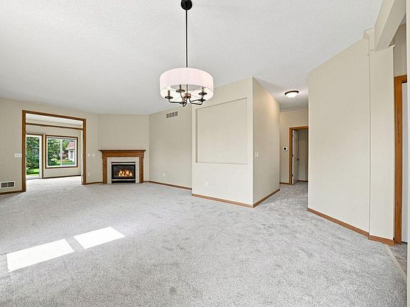 2nd image of 14795 Bloomfield Cir