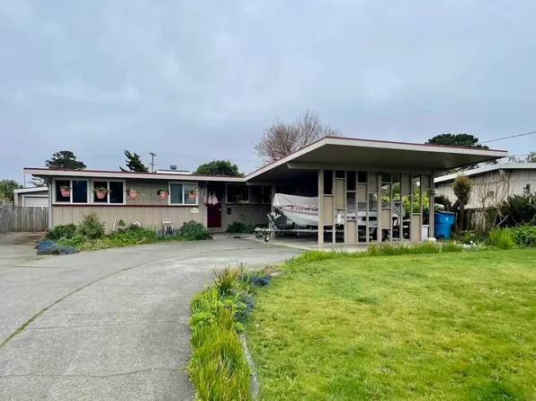 2739 Ocean Ave, Eureka, CA 95501
