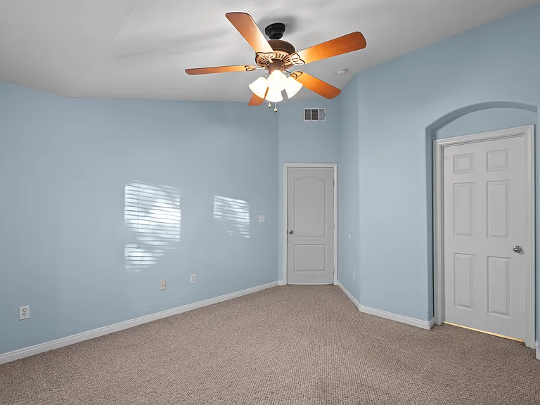 2764 Fountain Vista Ln — Photo 10