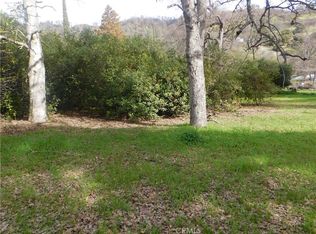 100 Spring Rd, Clearlake Oaks, CA 95423