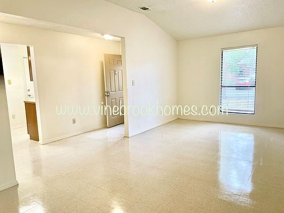 4th image of 2137 San Miguel Ct