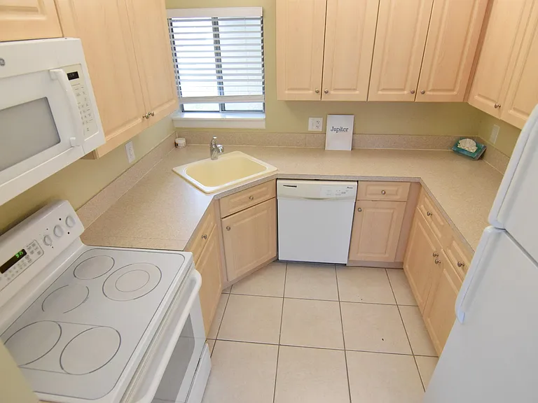 6508 Chasewood Dr #C — Photo 7