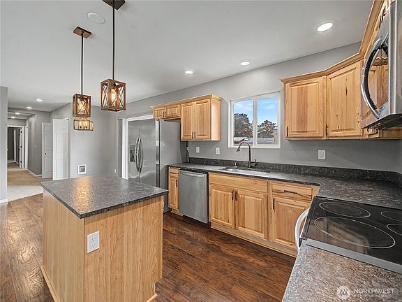 5th image of 43622 228th Avenue SE