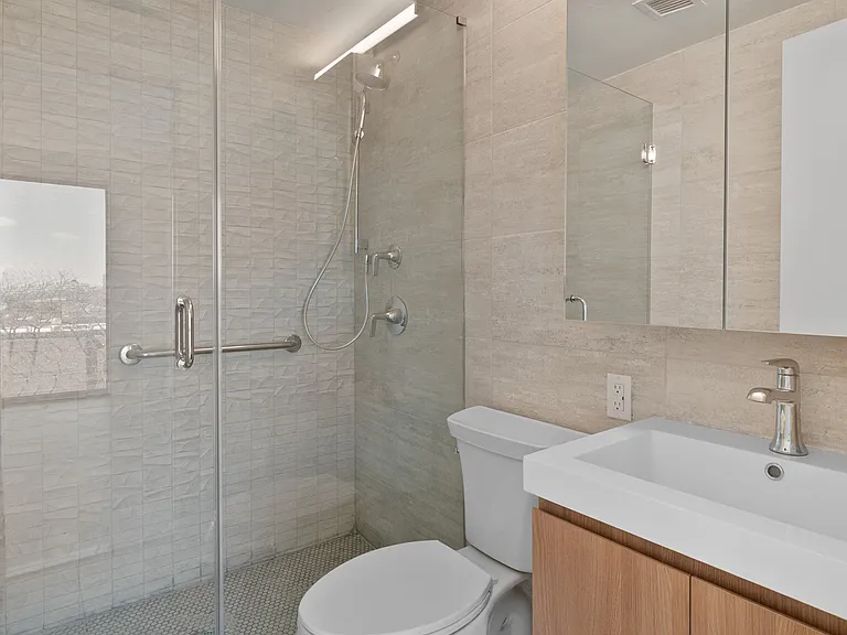 2516 37th Ave #PHA — Photo 9