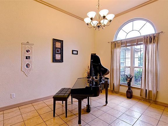 Another view of this generously sized and versatile space.