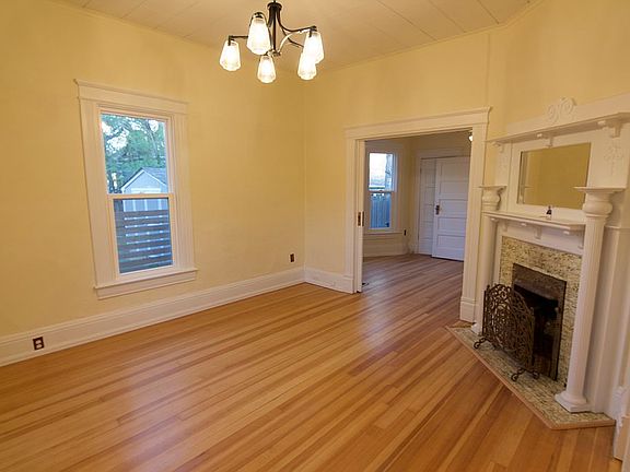 Living Room w Vict Fire ALT1