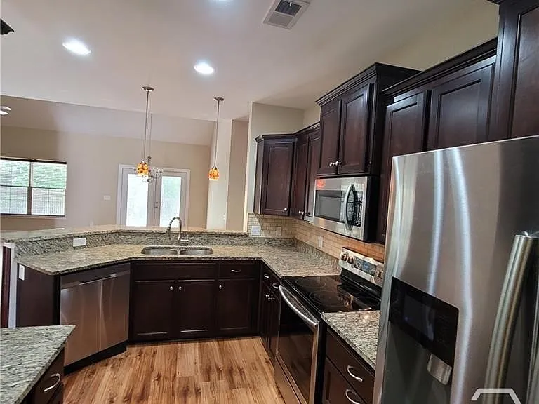 125 Jacobs Cir — Photo 5