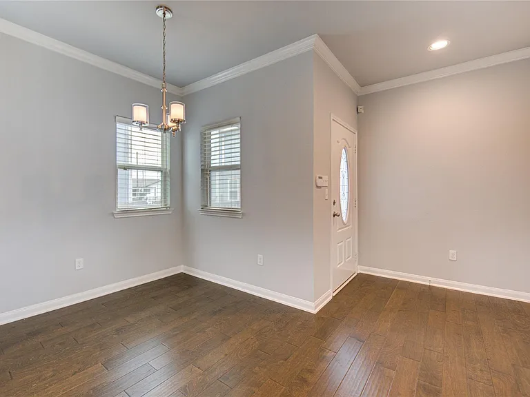 1115 Bunton St — Photo 6