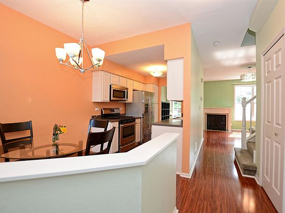 2nd image of 2013 S Lincoln Ave #2013