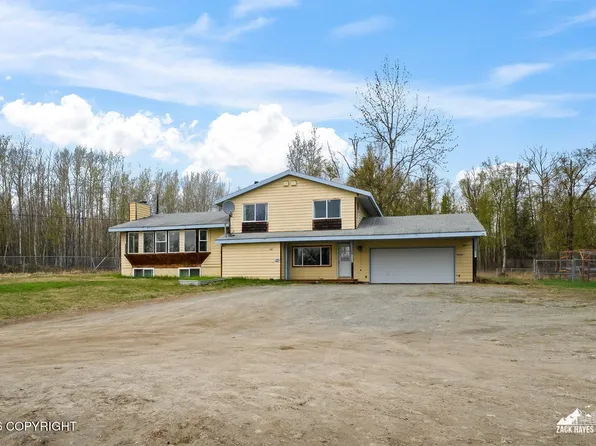 2161 S Cotten Dr, Wasilla, AK 99654